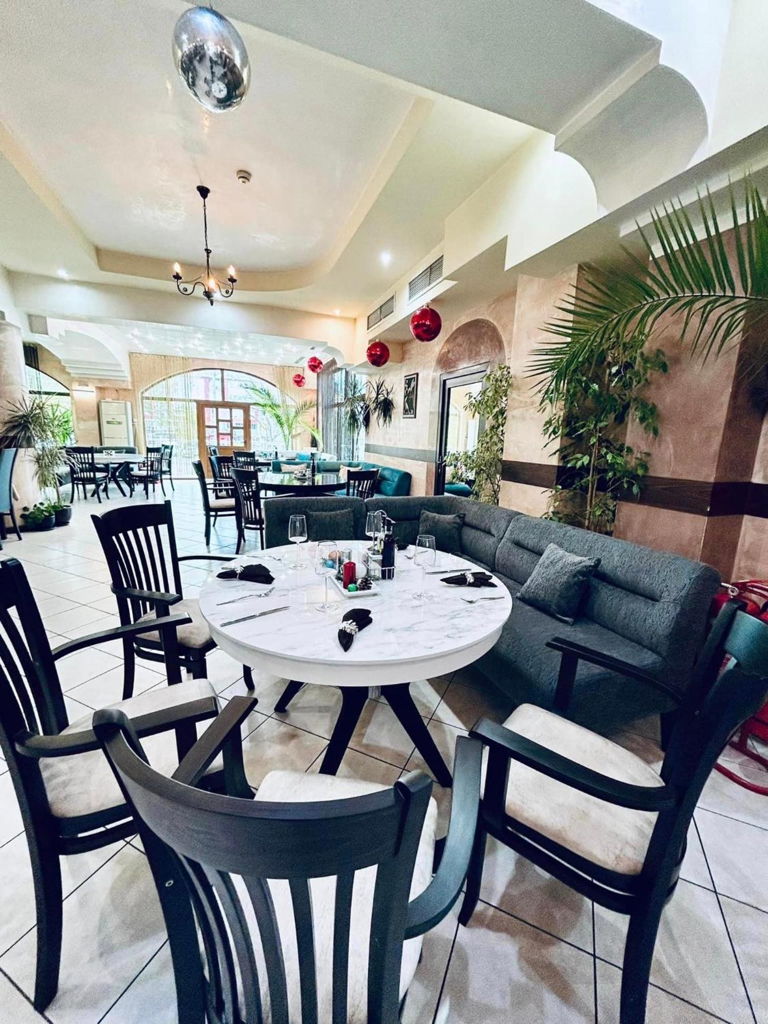 Meatsa Hotel Kŭrdzhali 외부 사진