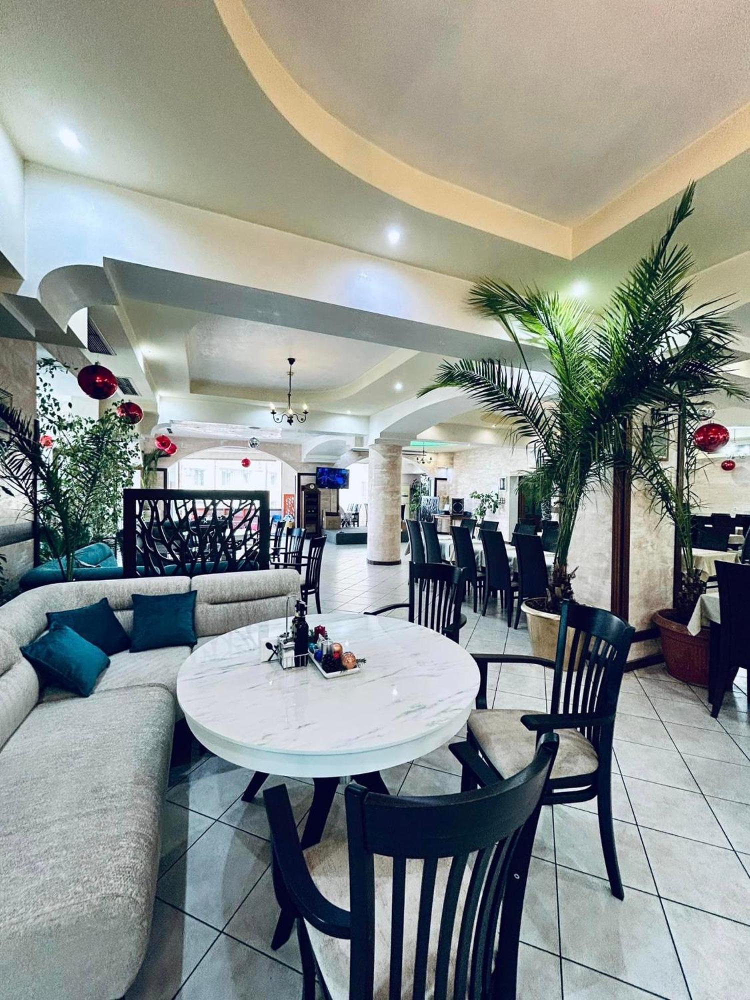 Meatsa Hotel Kŭrdzhali 외부 사진
